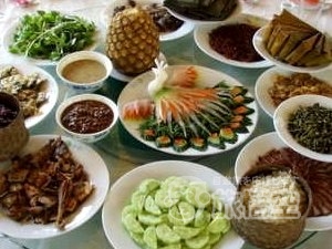 野生の象 少数民族 を巡る 西双版納 シーサンパンナ